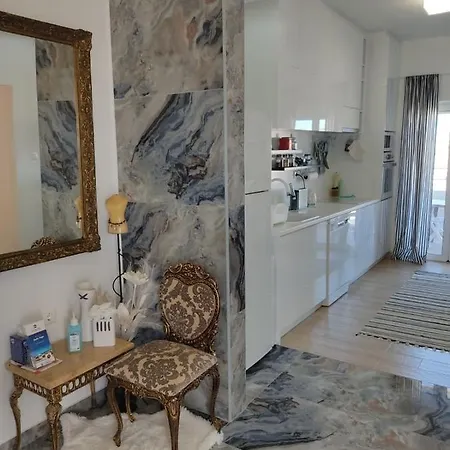 Joanna's Penthouse 